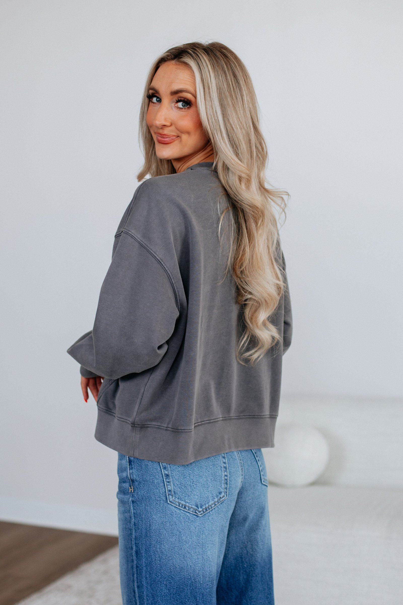 Bayleigh Washed Crewneck - Image 5