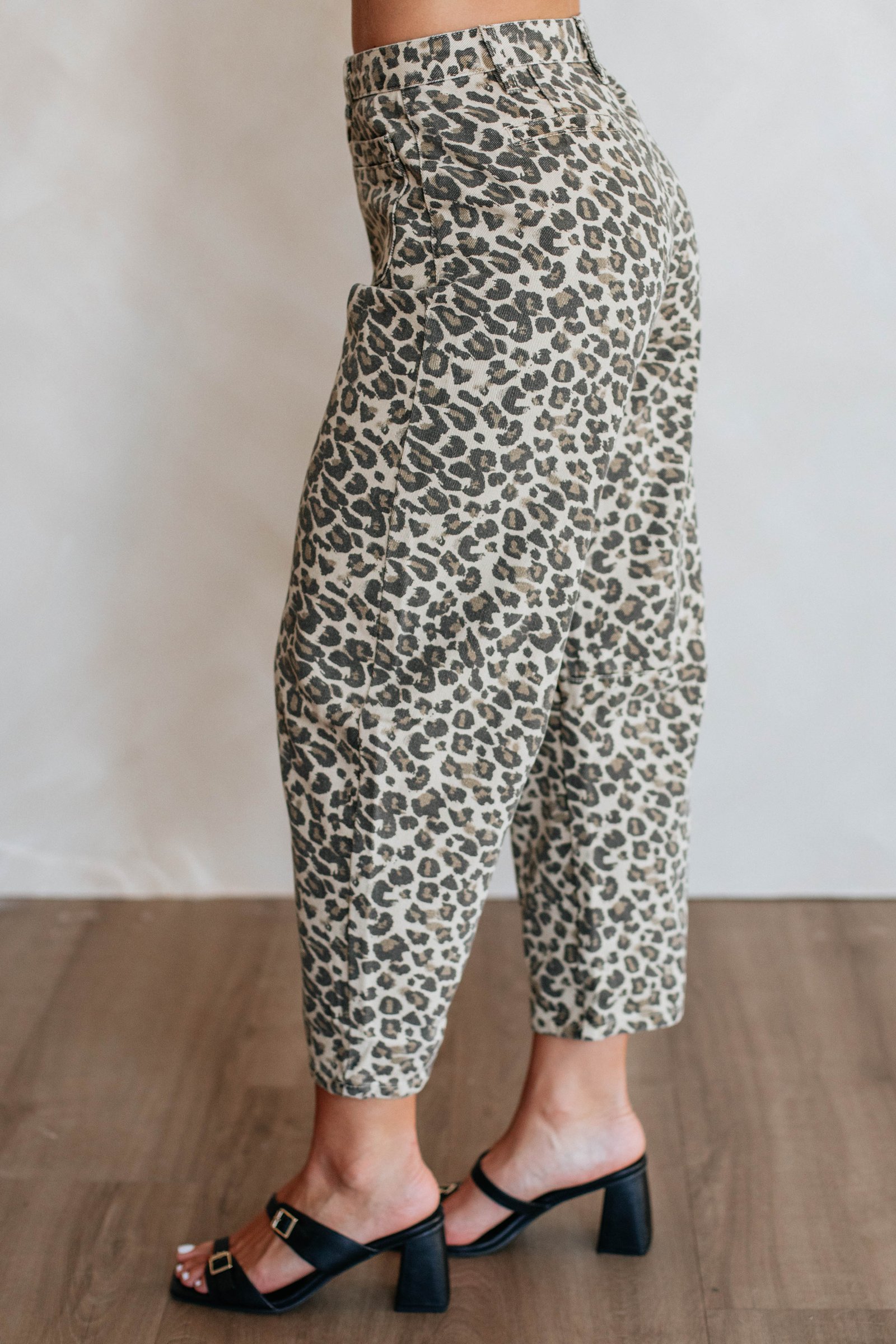 Run Wild Pants - Image 7